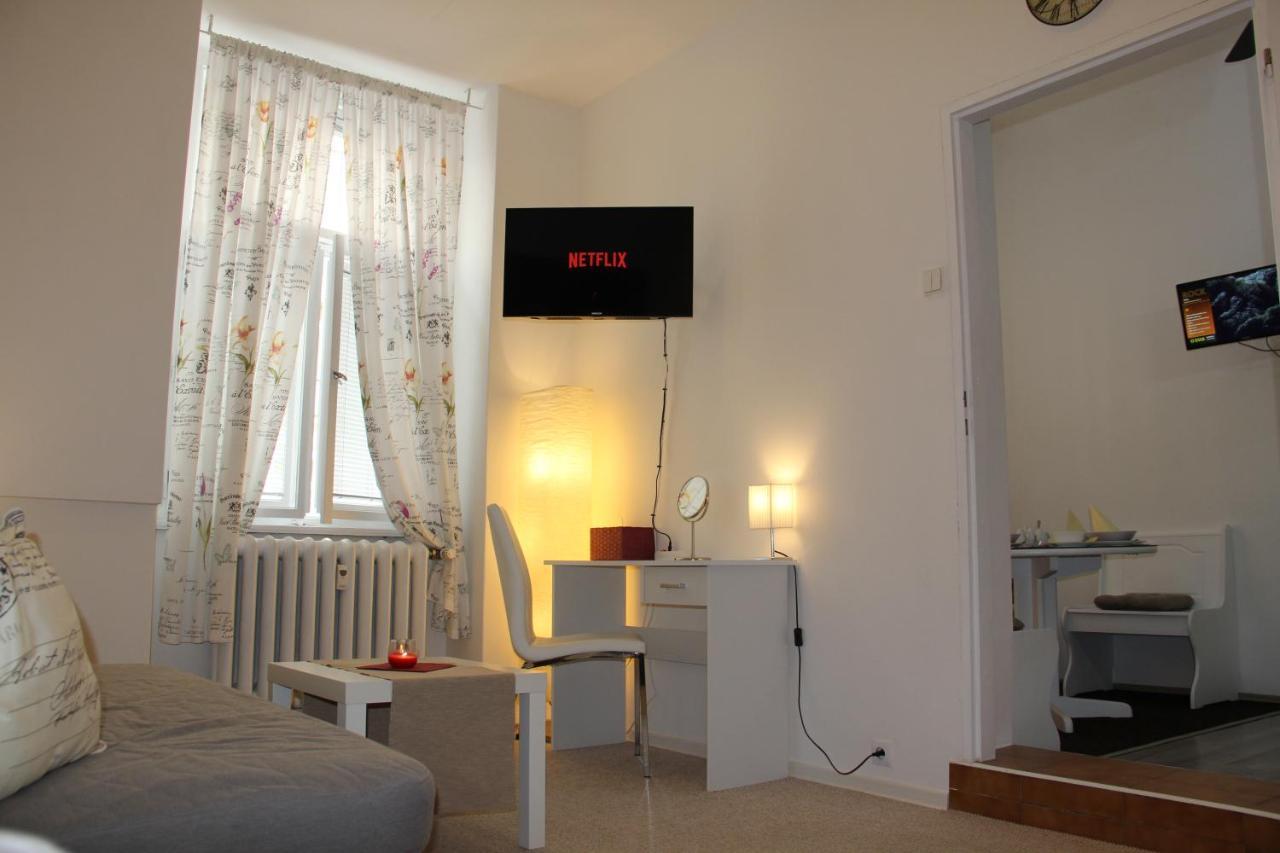 Apartment Vltava Praga Exterior foto